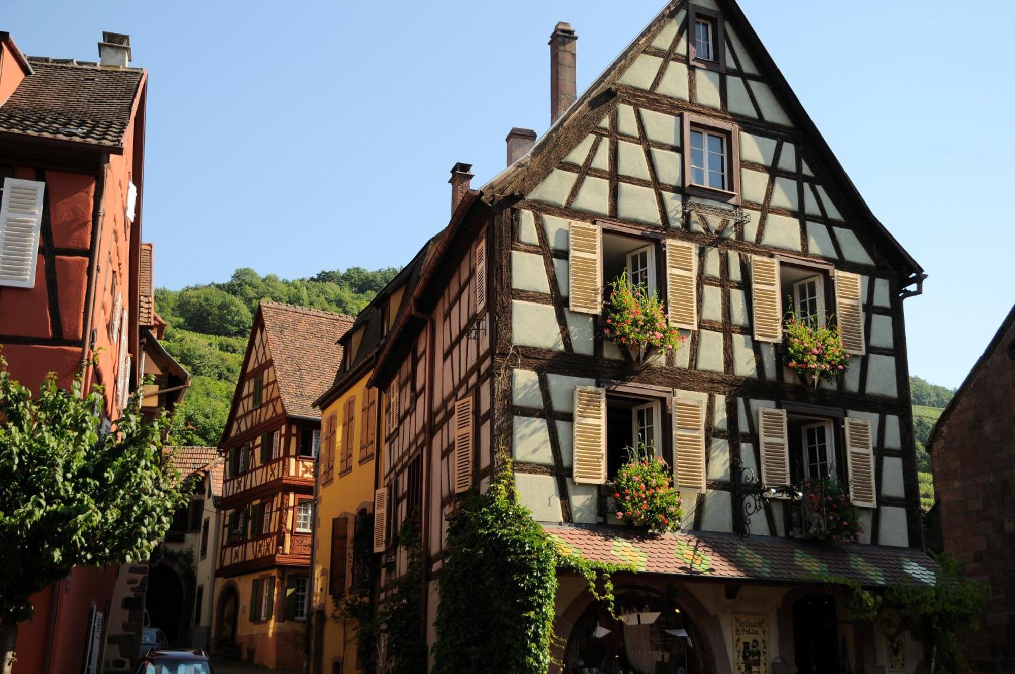 Logis Hotel Restaurant De La Poste Et Spa De Montagne Le Bonhomme Luaran gambar
